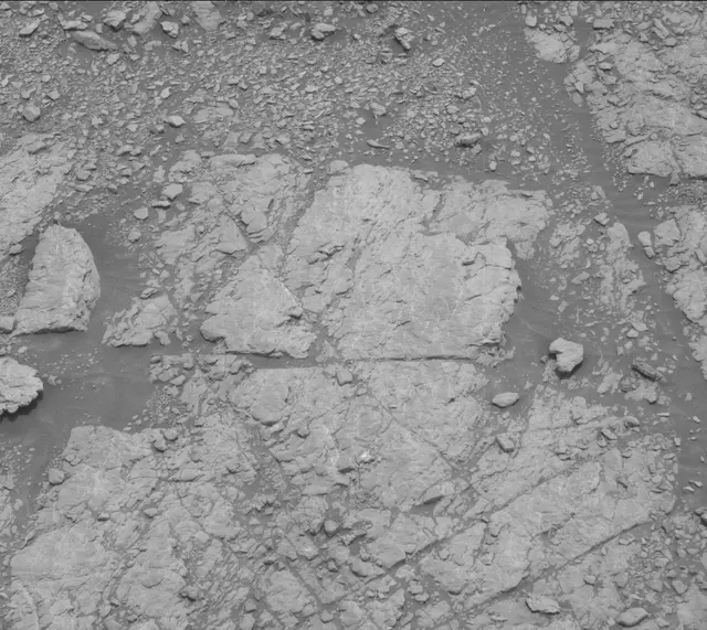 Sol 2950: Mast Camera (Mastcam)