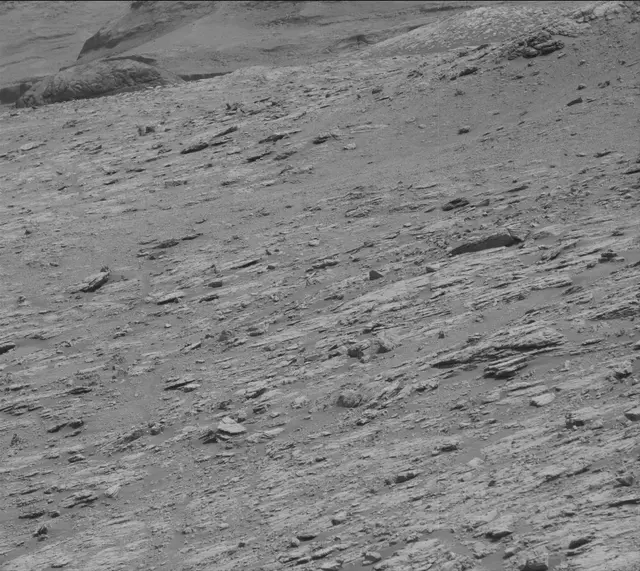 Sol 2950: Mast Camera (Mastcam)