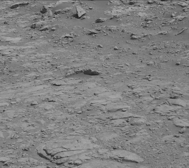 Sol 2950: Mast Camera (Mastcam)