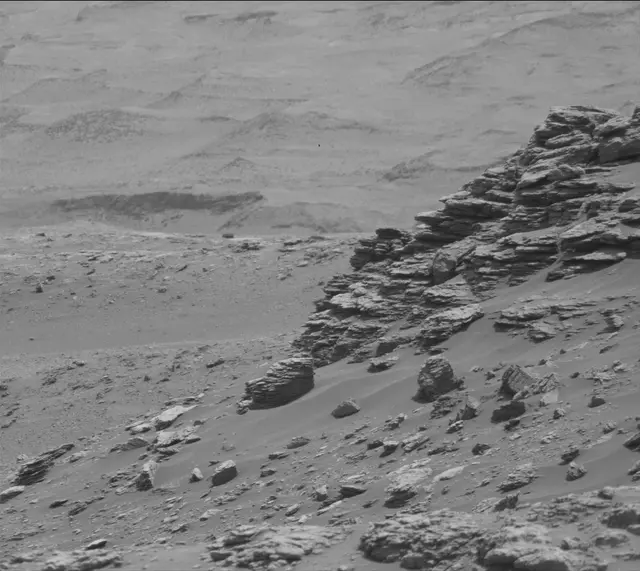 Sol 2950: Mast Camera (Mastcam)