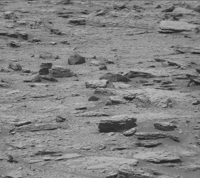 Sol 2950: Mast Camera (Mastcam)