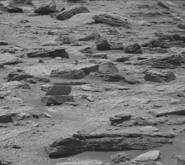 Sol 2950: Mast Camera (Mastcam)
