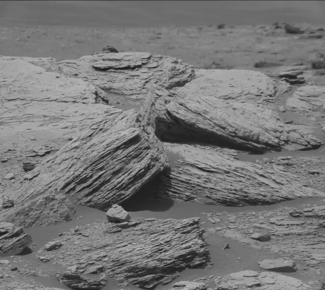 Sol 2950: Mast Camera (Mastcam)