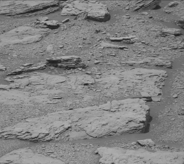 Sol 2950: Mast Camera (Mastcam)