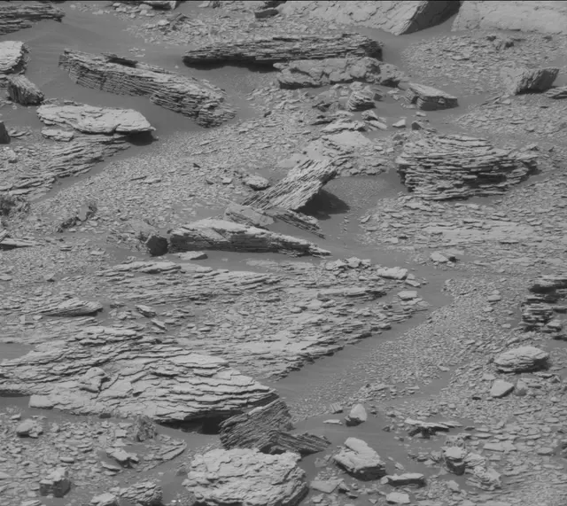 Sol 2950: Mast Camera (Mastcam)
