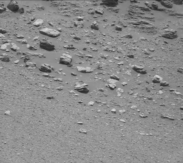 Sol 2950: Mast Camera (Mastcam)