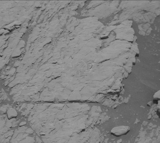 Sol 2950: Mast Camera (Mastcam)