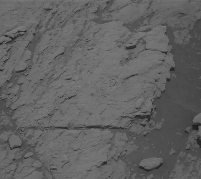 Sol 2950: Mast Camera (Mastcam)
