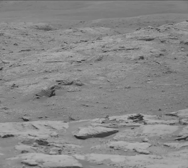 Sol 2950: Mast Camera (Mastcam)