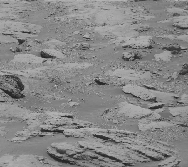 Sol 2950: Mast Camera (Mastcam)