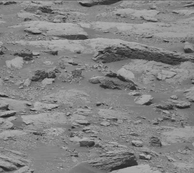 Sol 2950: Mast Camera (Mastcam)