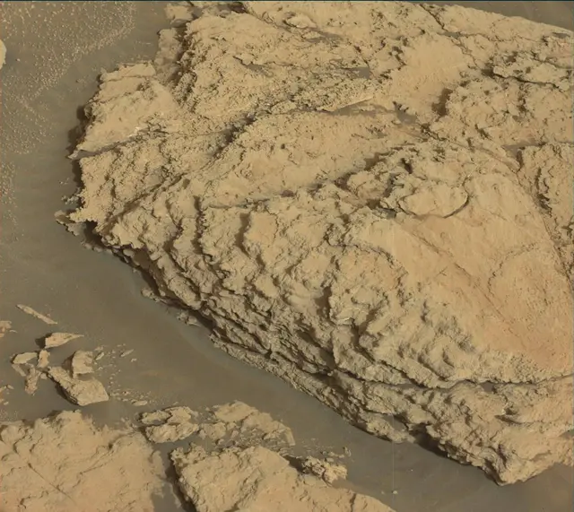 Sol 2951: Mast Camera (Mastcam)