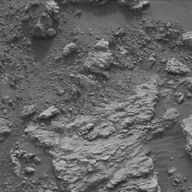 Sol 2951: Mast Camera (Mastcam)
