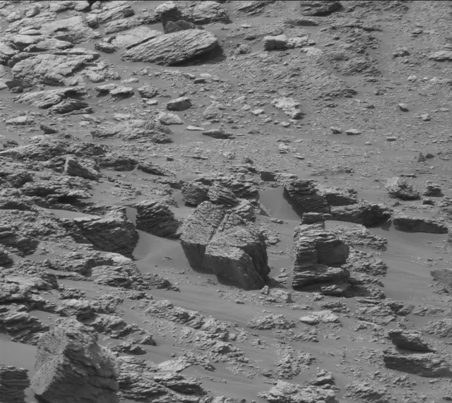 Sol 2951: Mast Camera (Mastcam)