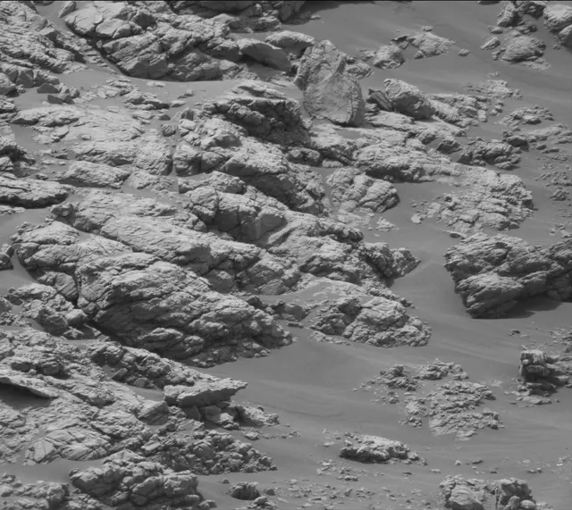 Sol 2951: Mast Camera (Mastcam)