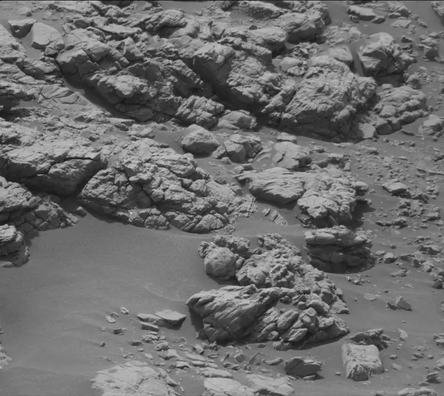Sol 2951: Mast Camera (Mastcam)