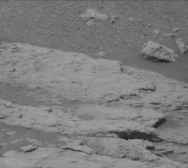Sol 2954: Mast Camera (Mastcam)