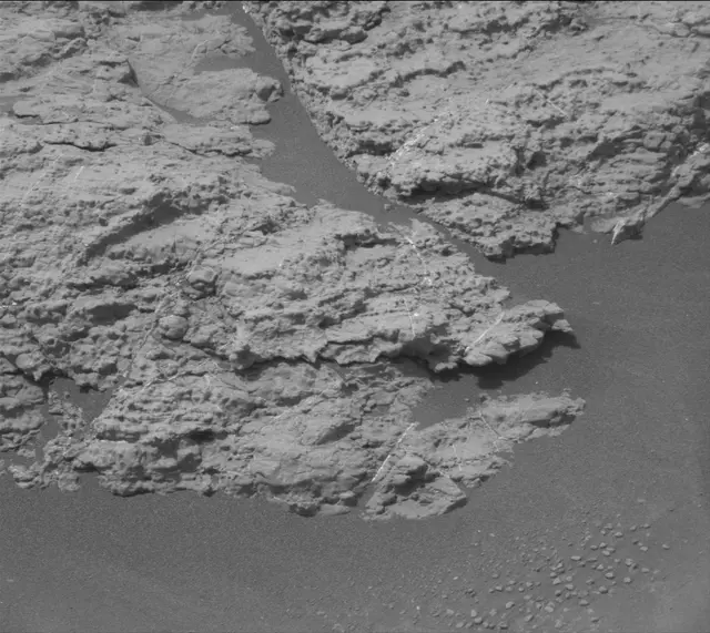 Sol 2954: Mast Camera (Mastcam)