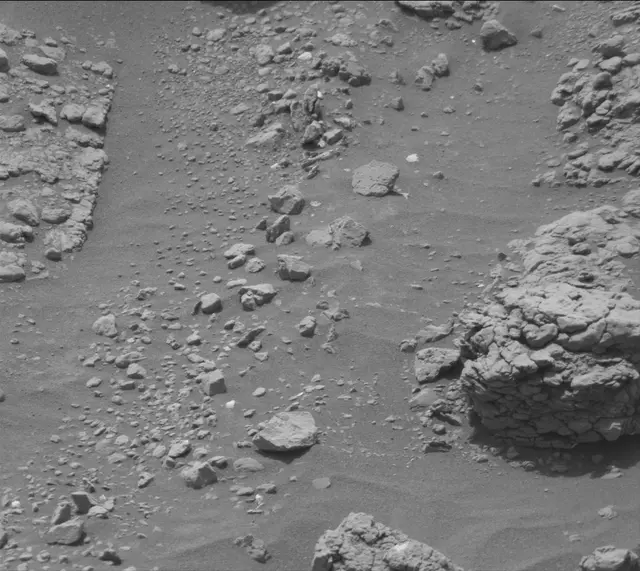 Sol 2958: Mast Camera (Mastcam)
