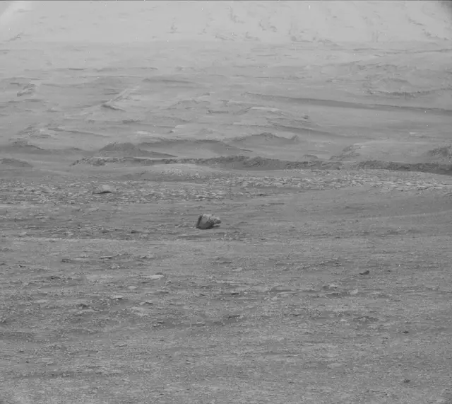 Sol 2961: Mast Camera (Mastcam)
