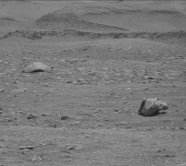 Sol 2961: Mast Camera (Mastcam)