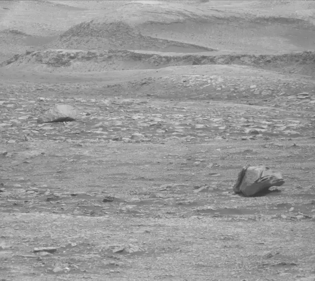 Sol 2961: Mast Camera (Mastcam)
