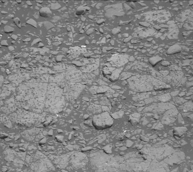 Sol 2965: Mast Camera (Mastcam)