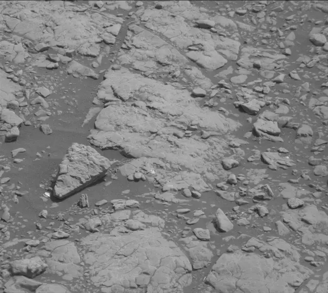 Sol 2967: Mast Camera (Mastcam)