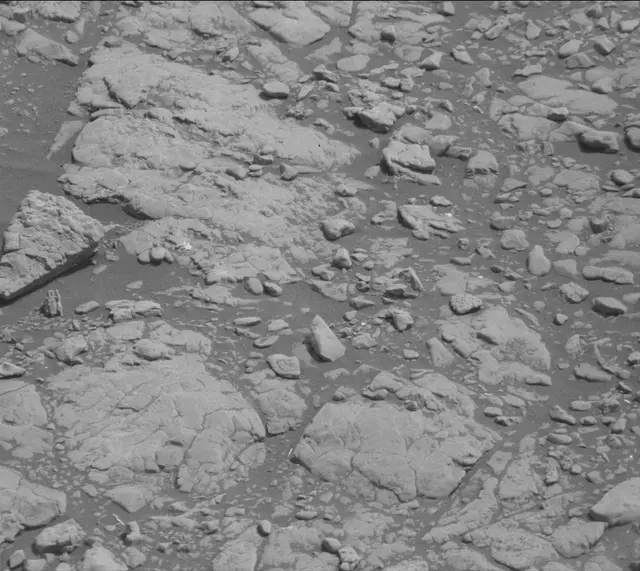 Sol 2967: Mast Camera (Mastcam)