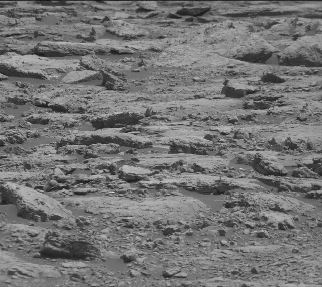 Sol 2967: Mast Camera (Mastcam)