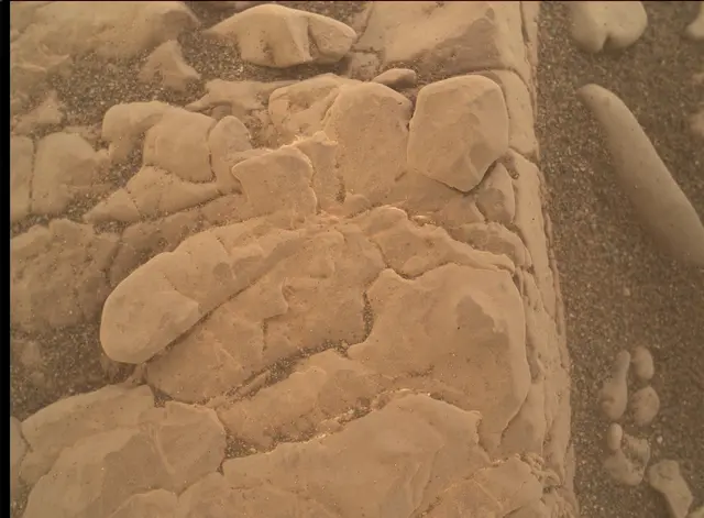 Sol 2967: Mars Hand Lens Imager (MAHLI)