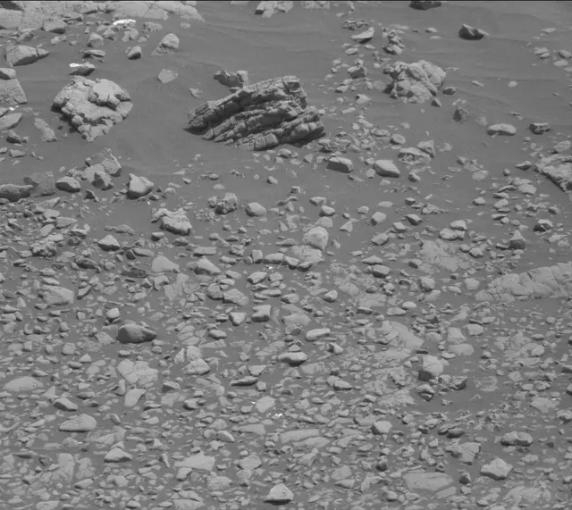 Sol 2972: Mast Camera (Mastcam)