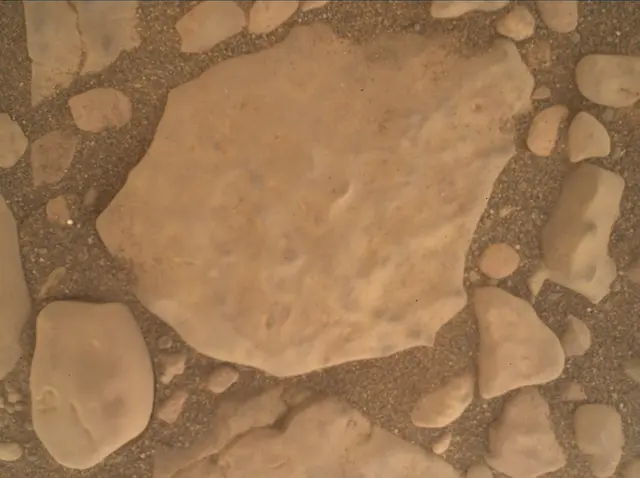 Sol 2972: Mars Hand Lens Imager (MAHLI)