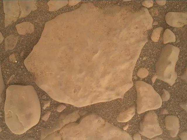Sol 2972: Mars Hand Lens Imager (MAHLI)