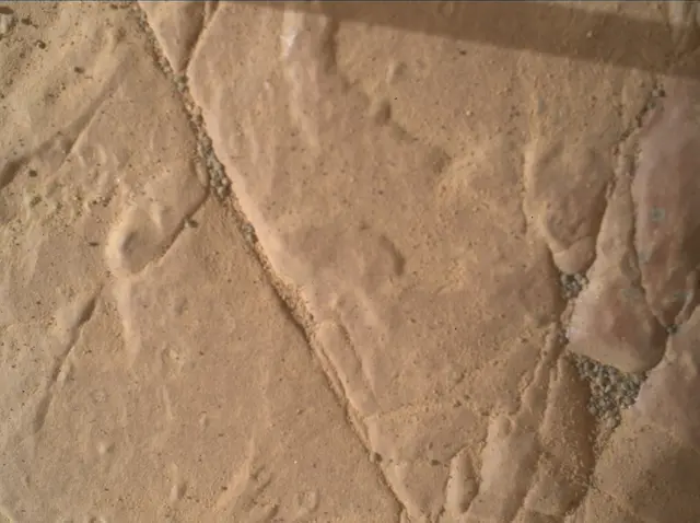 Sol 2974: Mars Hand Lens Imager (MAHLI)