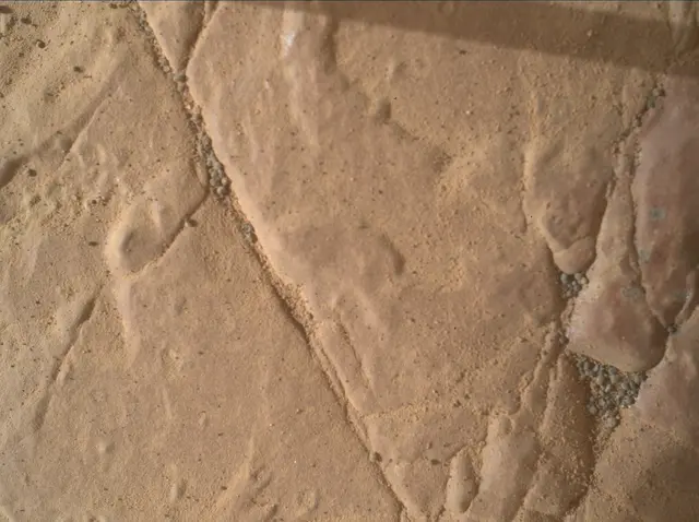Sol 2974: Mars Hand Lens Imager (MAHLI)
