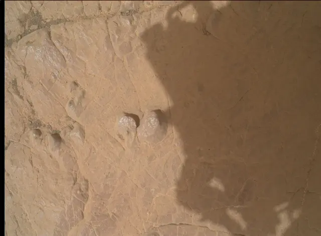 Sol 2974: Mars Hand Lens Imager (MAHLI)