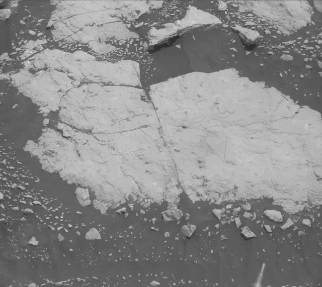 Sol 2975: Mast Camera (Mastcam)