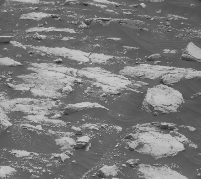 Sol 2975: Mast Camera (Mastcam)