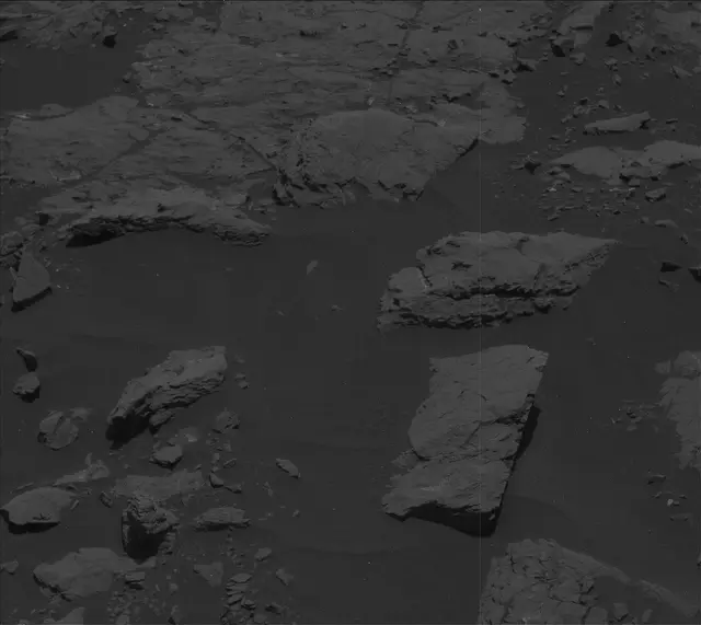 Sol 2975: Mast Camera (Mastcam)