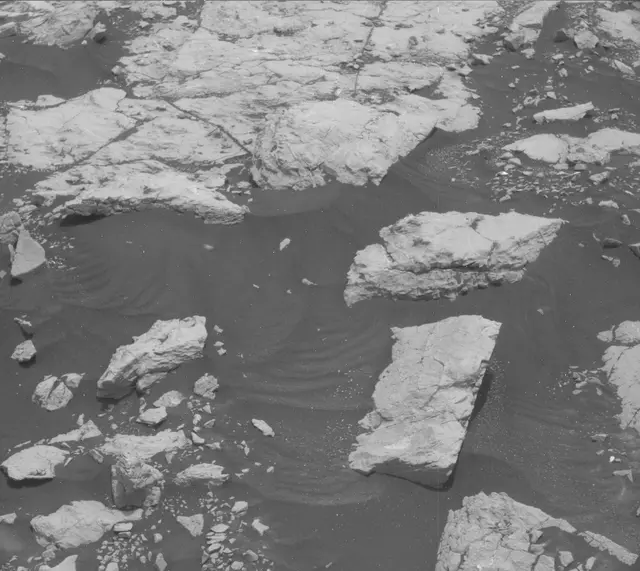 Sol 2975: Mast Camera (Mastcam)