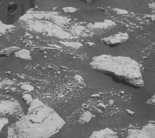 Sol 2975: Mast Camera (Mastcam)