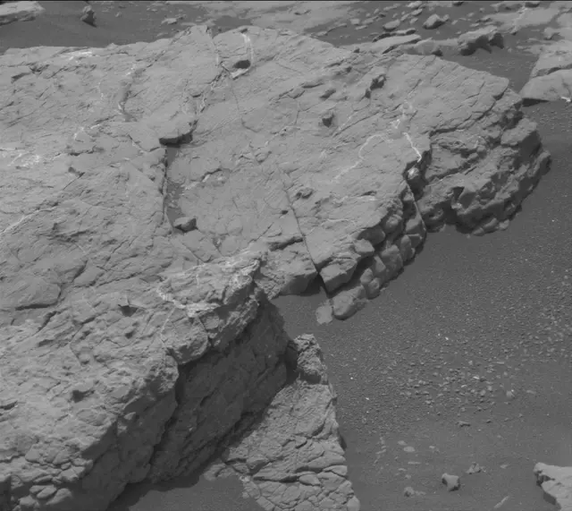 Sol 2975: Mast Camera (Mastcam)