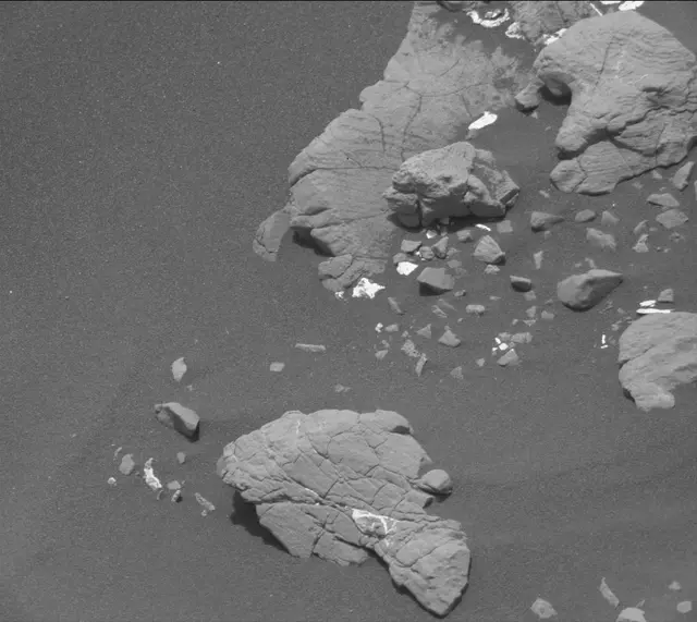 Sol 2975: Mast Camera (Mastcam)