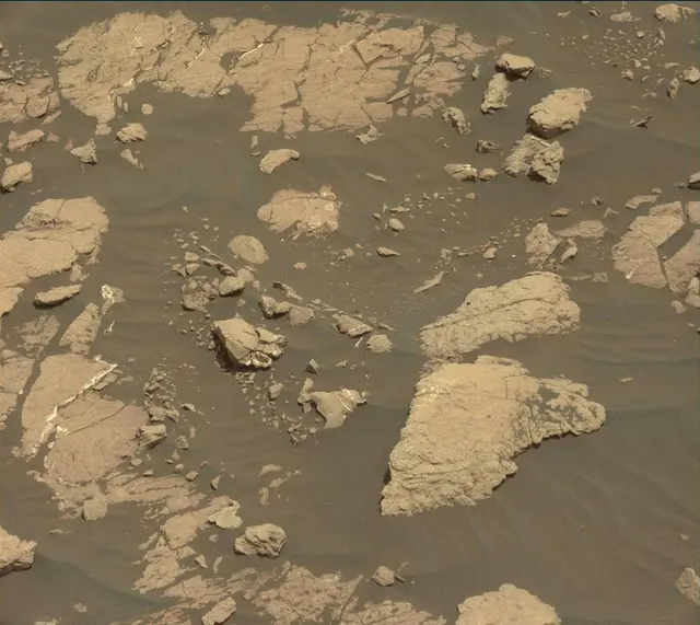 Sol 2977: Mast Camera (Mastcam)