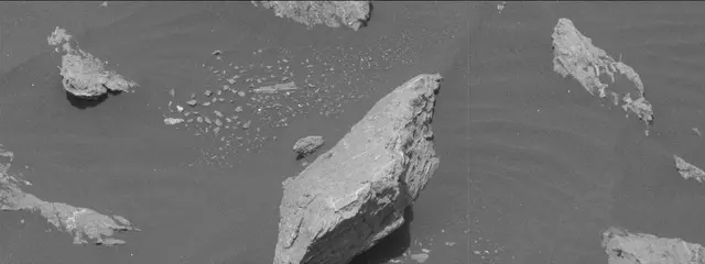 Sol 2979: Mast Camera (Mastcam)