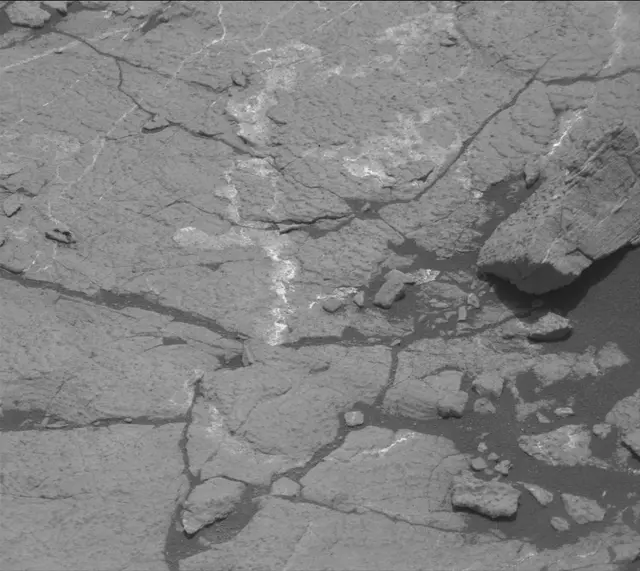Sol 2979: Mast Camera (Mastcam)