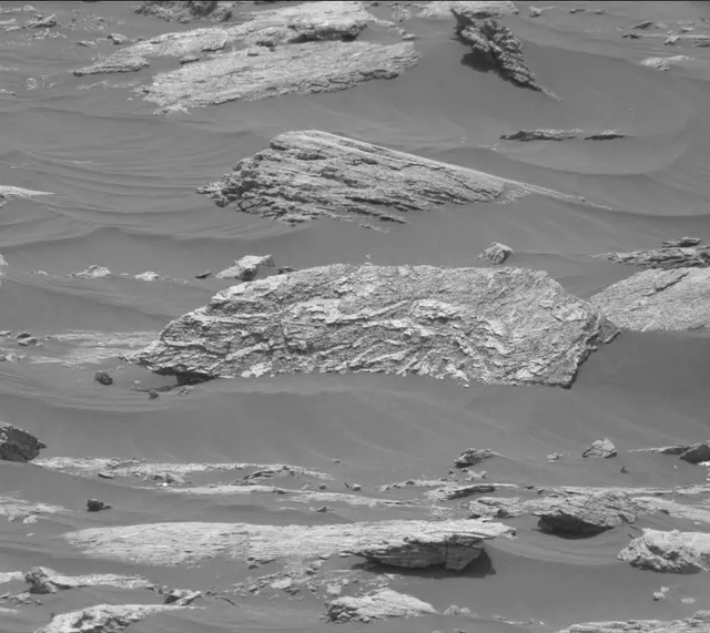 Sol 2979: Mast Camera (Mastcam)