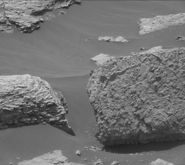 Sol 2979: Mast Camera (Mastcam)