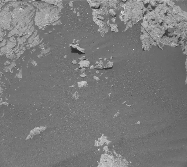 Sol 2979: Mast Camera (Mastcam)